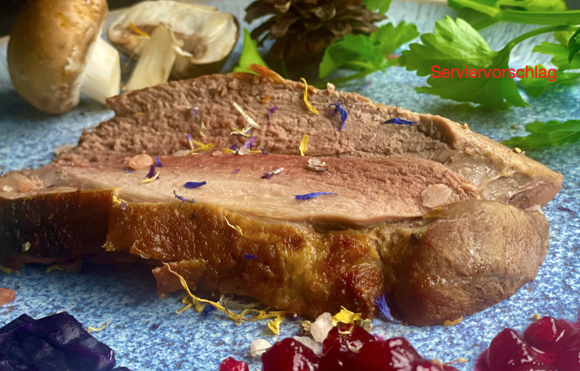 Wildschwein Steak aus der Keule geschnitten | Jagdhaus Dellien